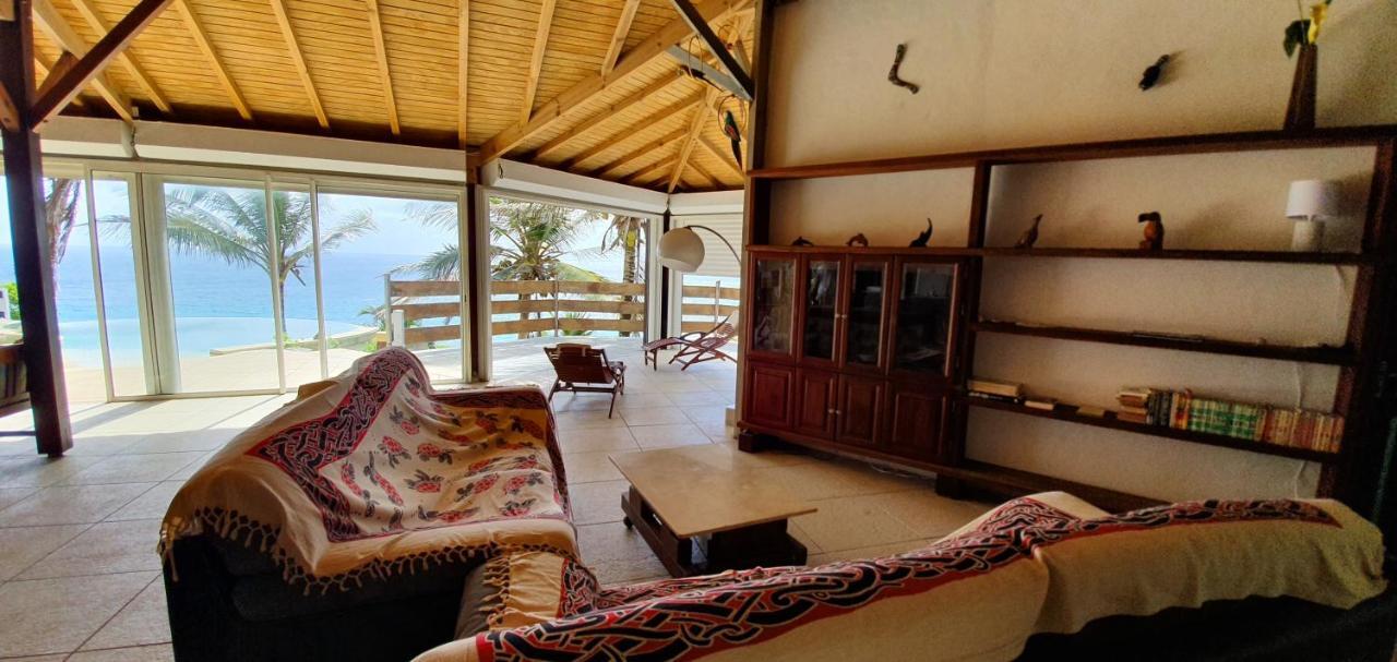 Wild Paradise: Villa Vue Mer Piscine A Debordement Le Moule Exterior foto